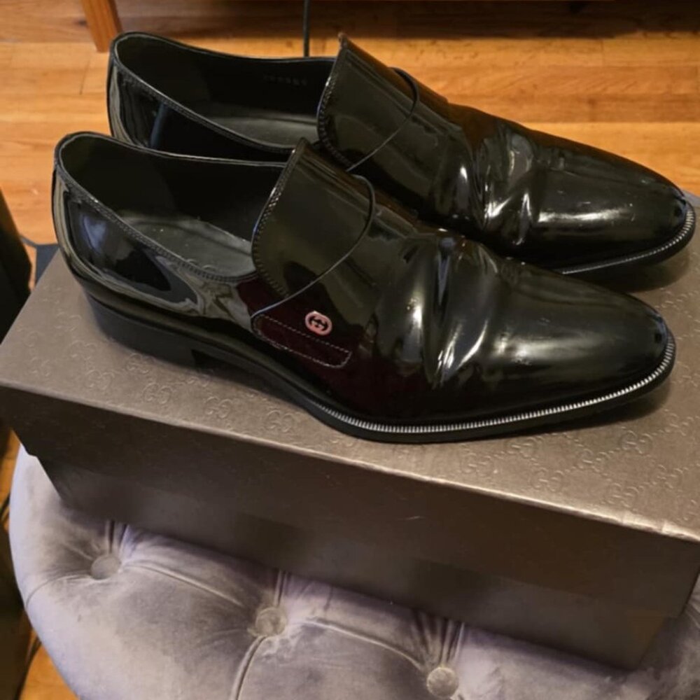 Gucci GG Mens Black Patent Leather Slip On Loafers Size 7